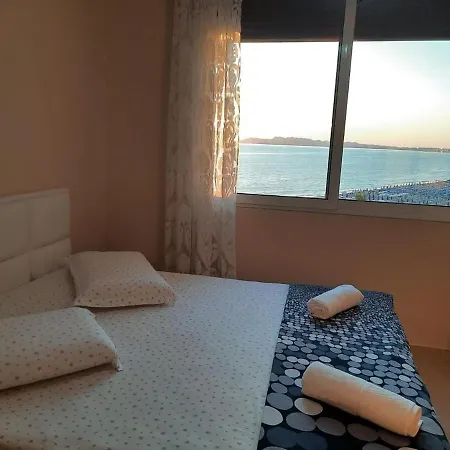 Solei Sea View 公寓