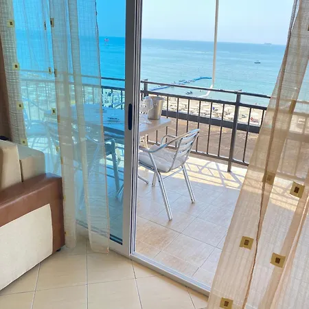 Solei Sea View 格勒姆