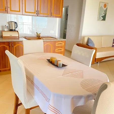 Solei Sea View Apartmán *