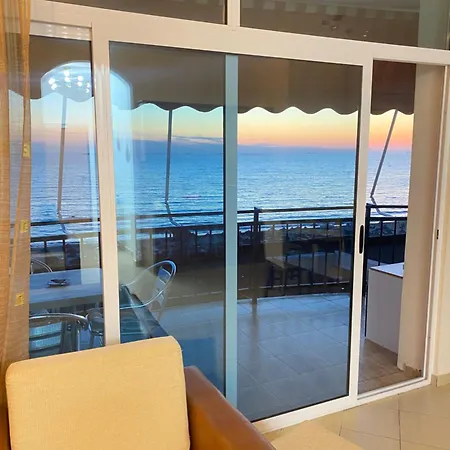Solei Sea View 公寓 *