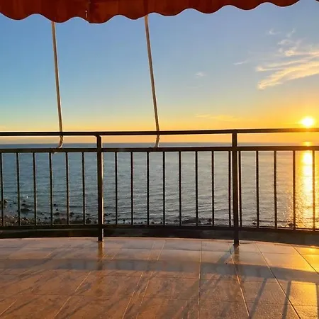 Solei Sea View Apartmán *